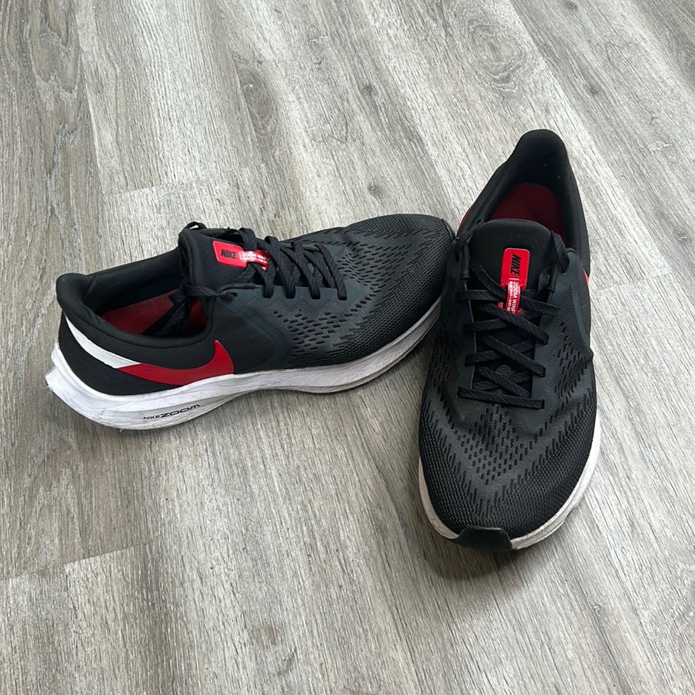 Nike Zoom Men’s Size 12